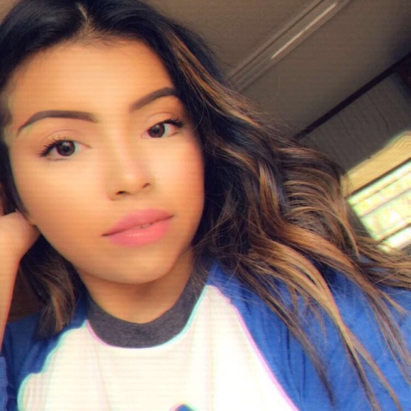 Meet your Posher, Maria - Picture 1 of 1